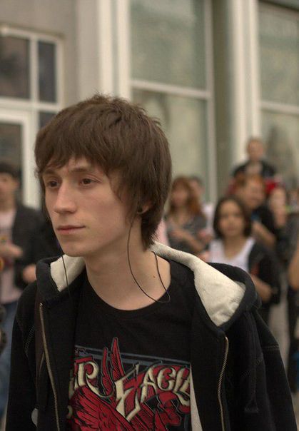 кто же он, это я!