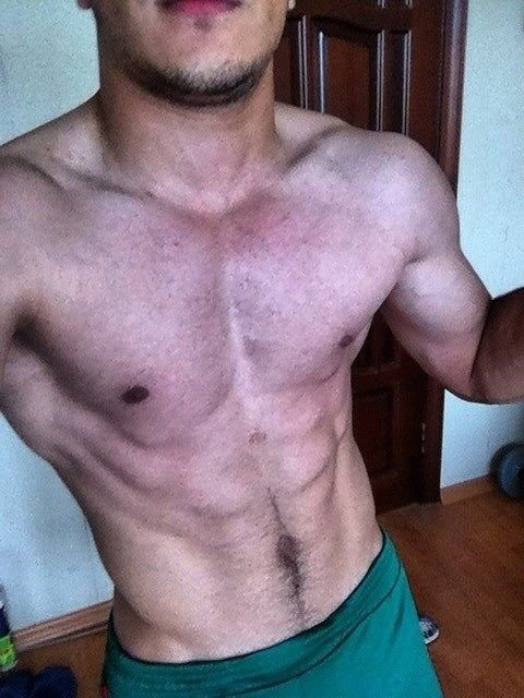 Молодой,красивый