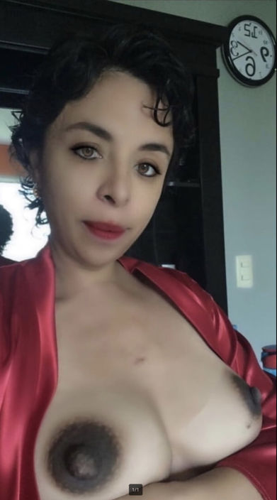 sexy and rich mexican brunette