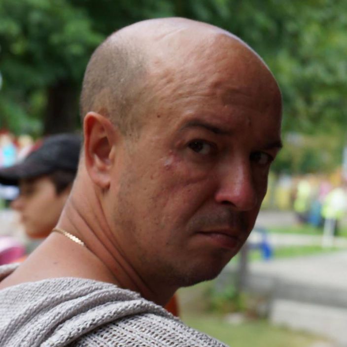 Ищу девушку !