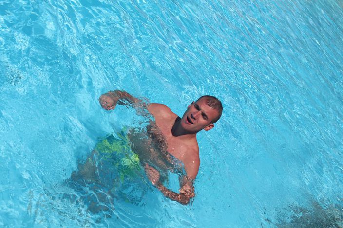 ...................................