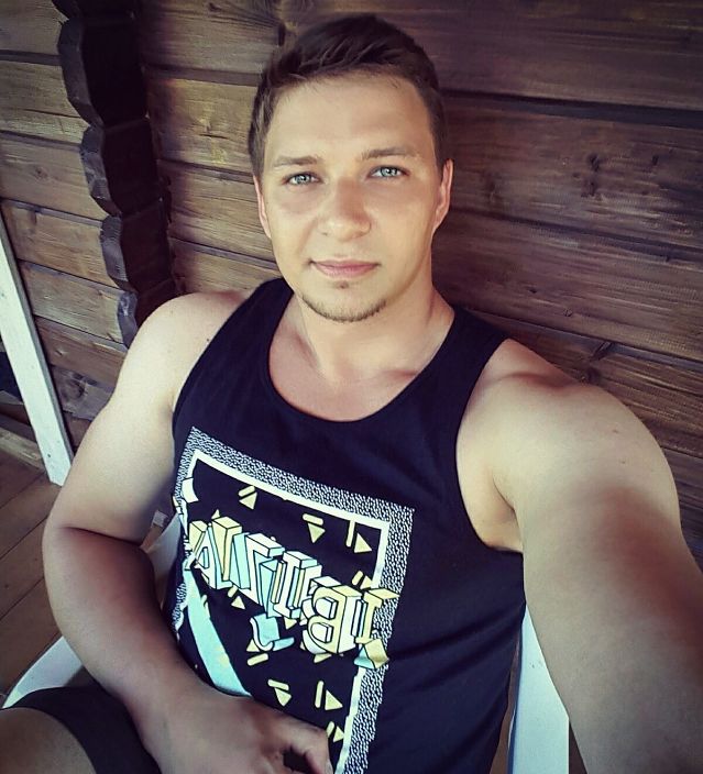 ...)