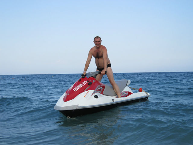 море