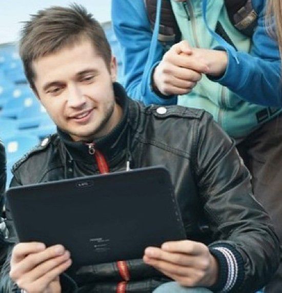 Напряжение 220 )))