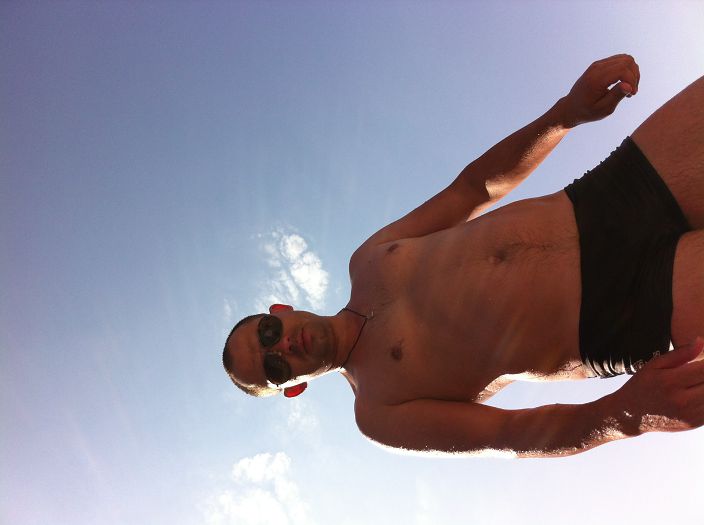 пизденький