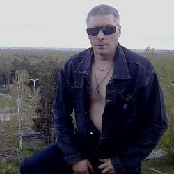 Сексозависим