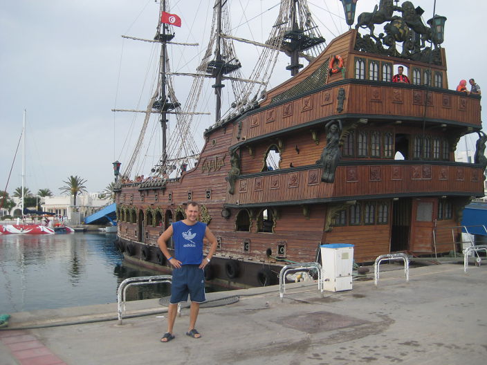 Море