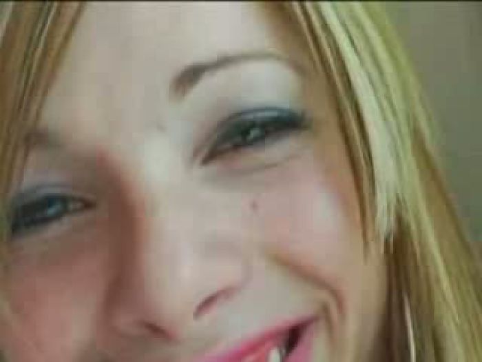 Молодая и красивая