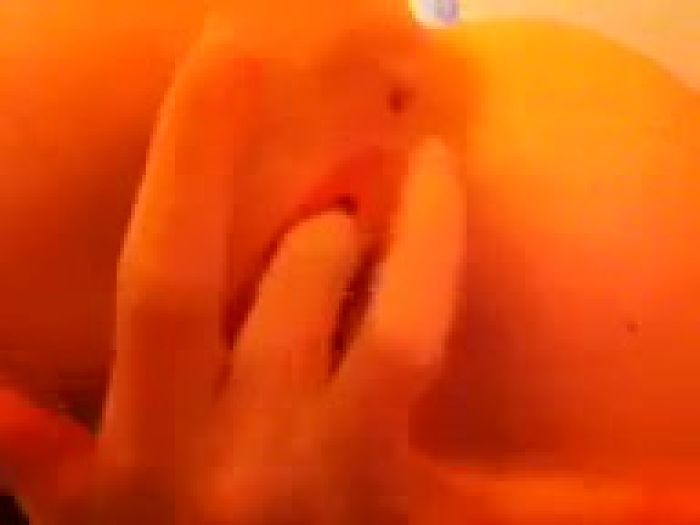 Young teen fingering pussy