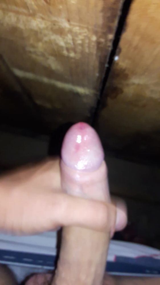 Много спермы