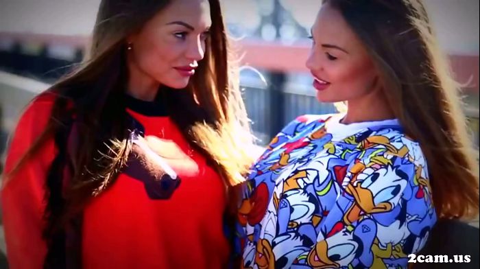 Sexy russian twin models - present shooting backstage fl