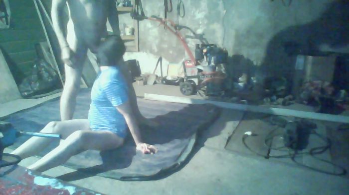 Я славно кончил в попку !