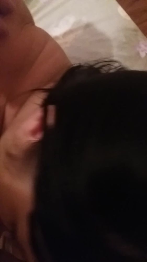 Любит малышка это