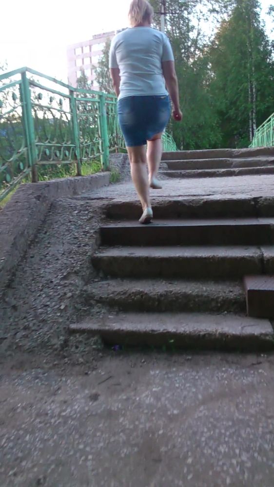 Прогулялась вечерком.